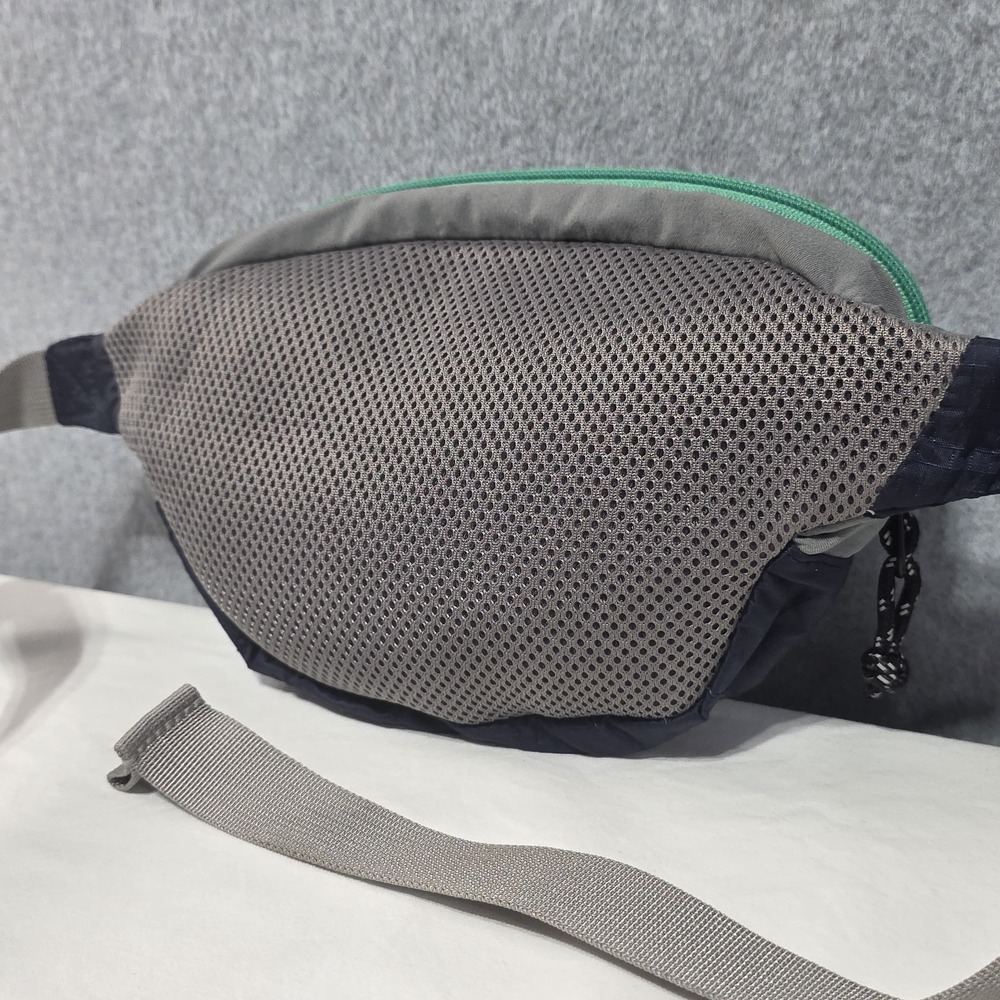 L.L.Bean Nylon Waist Pack Zip Adjustable Strap 2 Pockets - packable - Picture 7 of 14